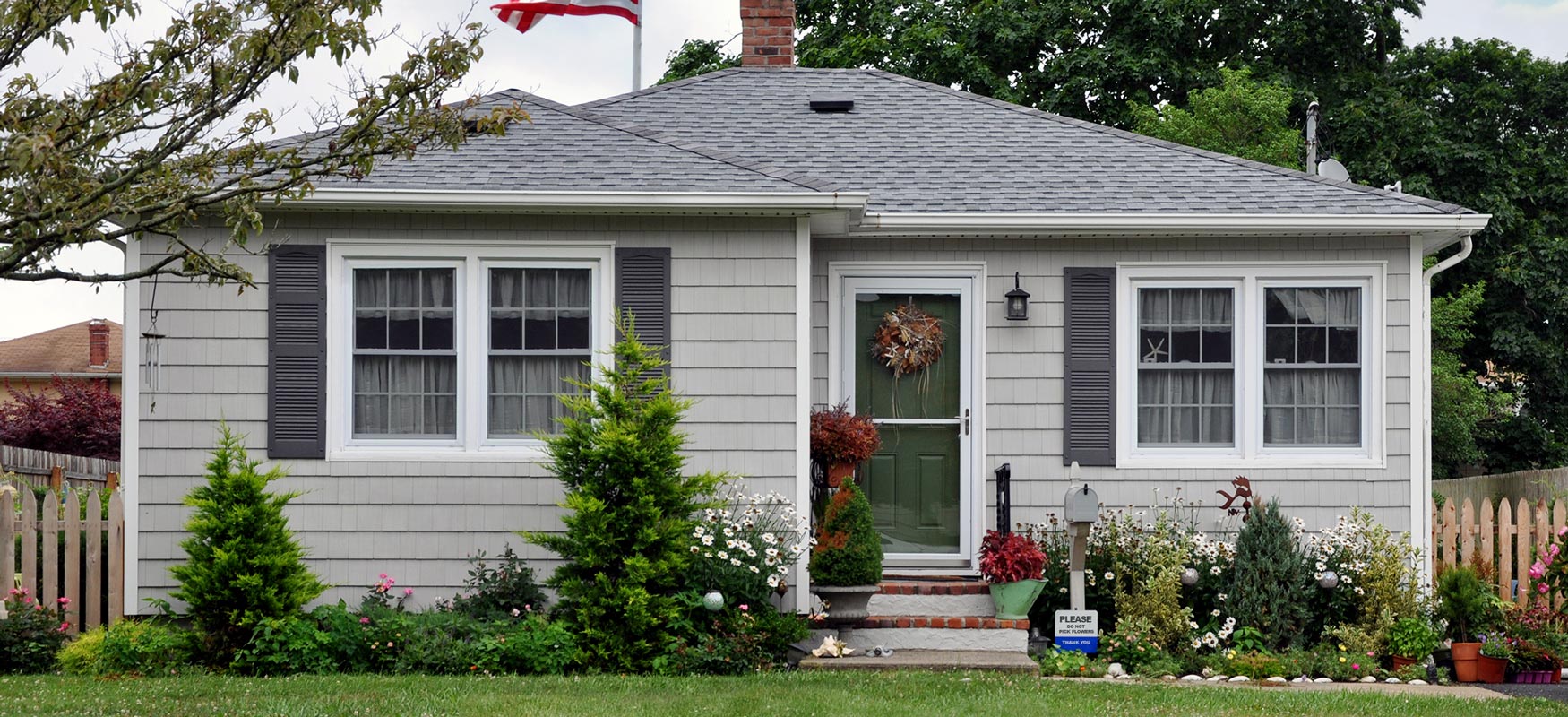 House With Gray Shake Siding Photo